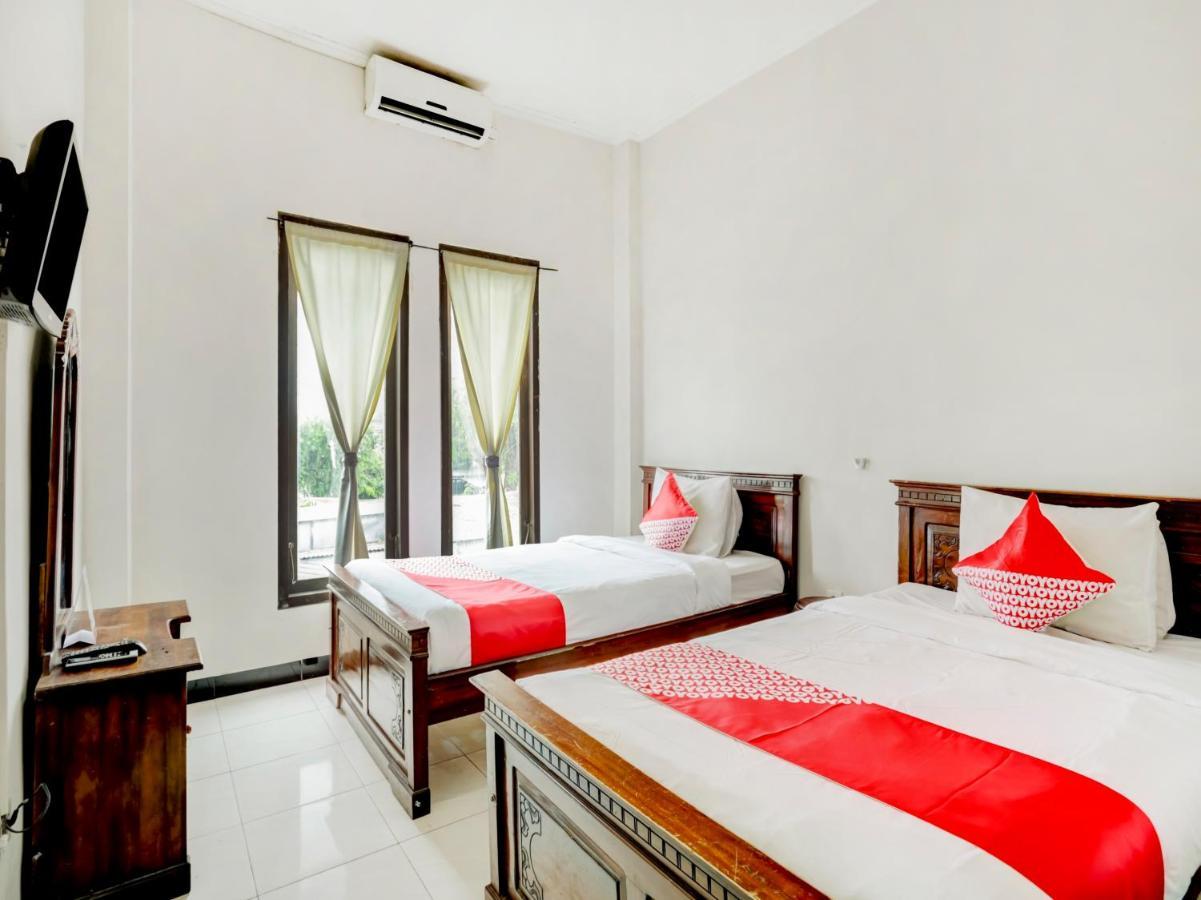 OYO 3156 Hotel Warta Dua Denpasar Exterior foto