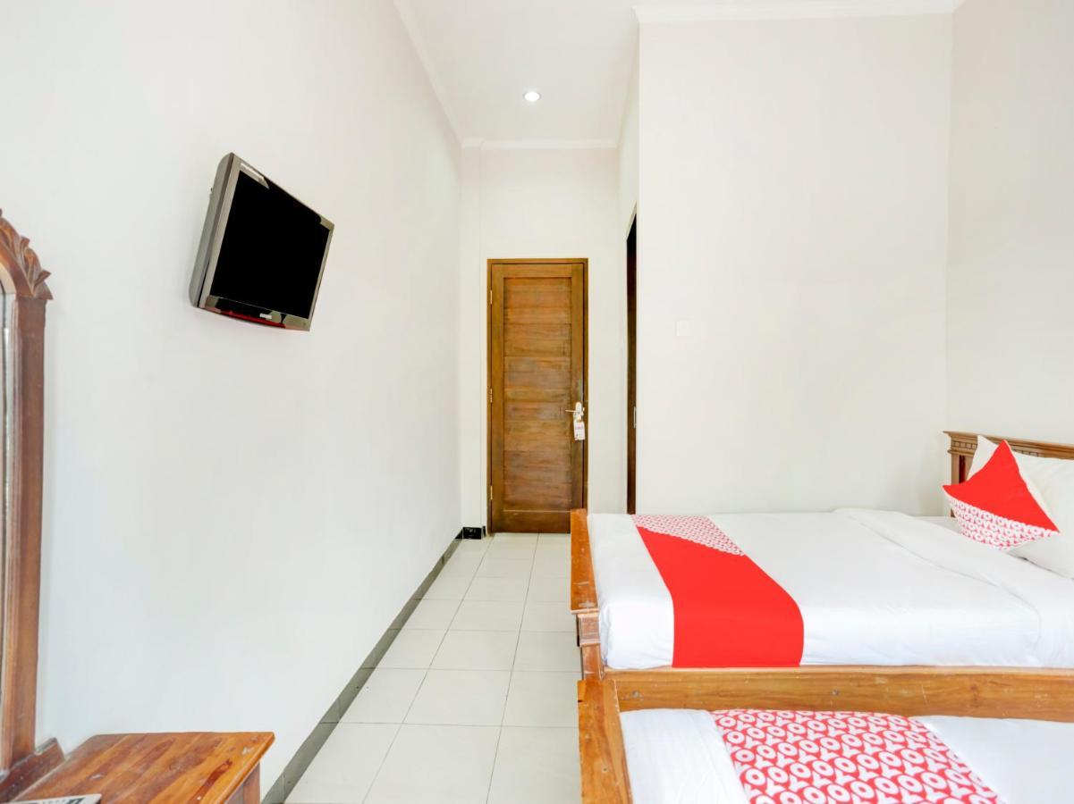 OYO 3156 Hotel Warta Dua Denpasar Exterior foto