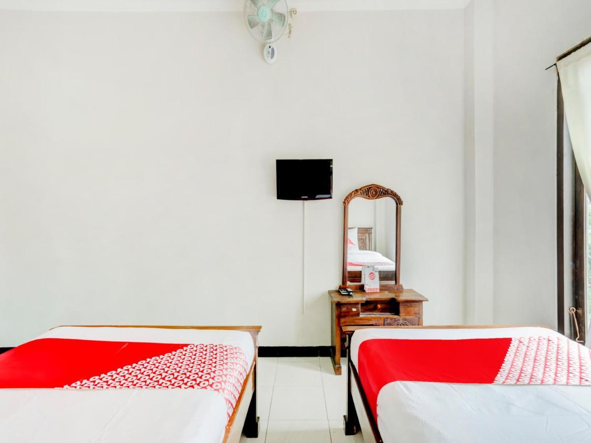 OYO 3156 Hotel Warta Dua Denpasar Exterior foto
