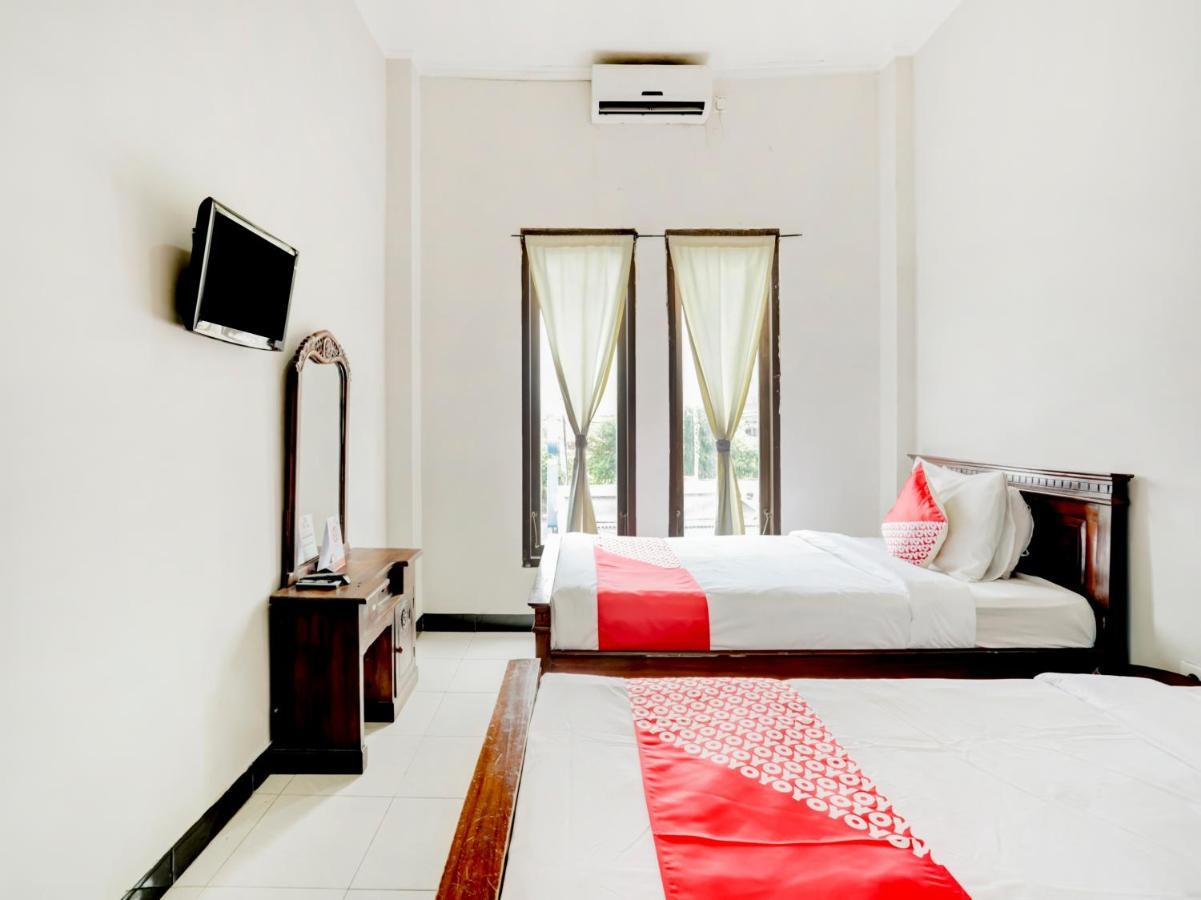 OYO 3156 Hotel Warta Dua Denpasar Exterior foto