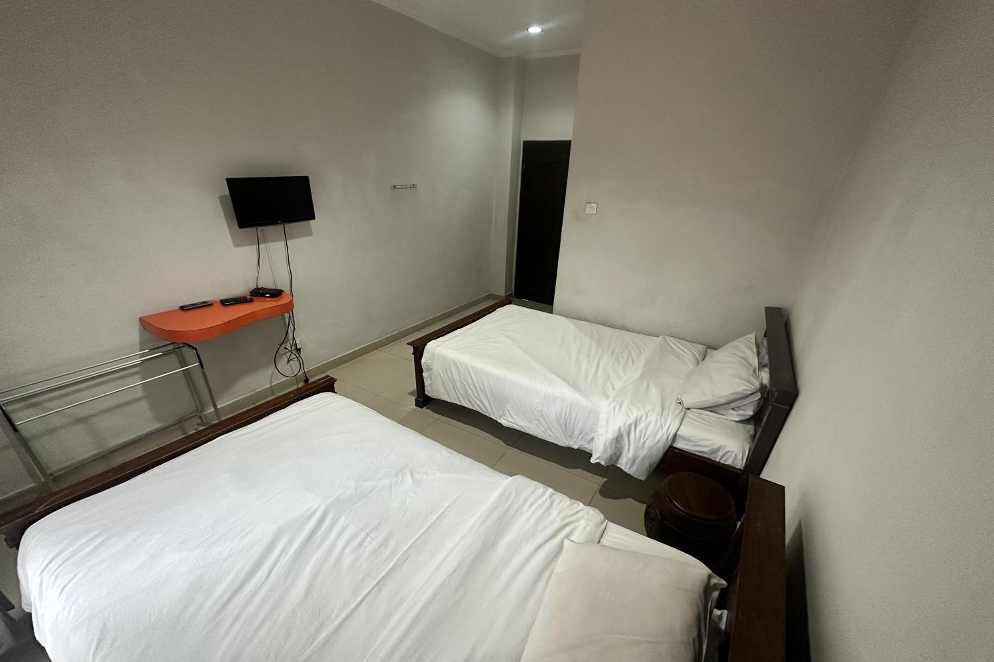 OYO 3156 Hotel Warta Dua Denpasar Exterior foto