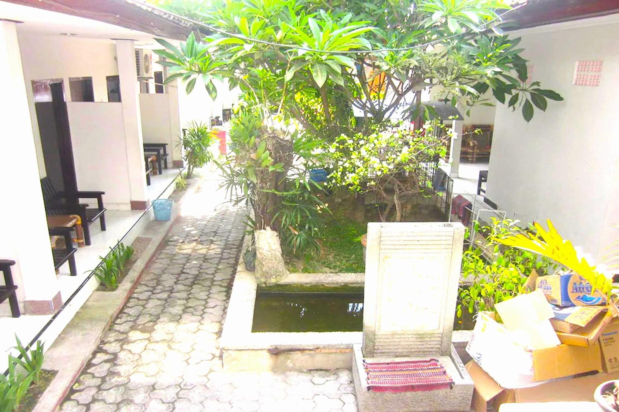 OYO 3156 Hotel Warta Dua Denpasar Exterior foto