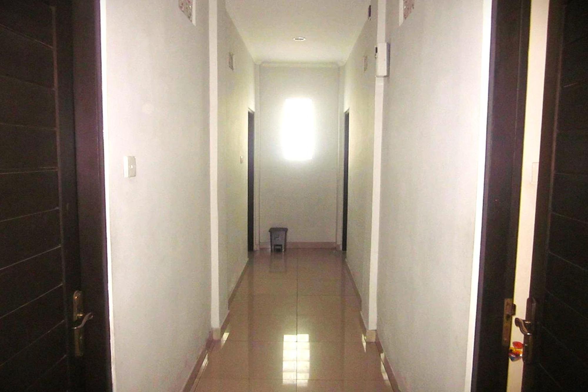 OYO 3156 Hotel Warta Dua Denpasar Exterior foto