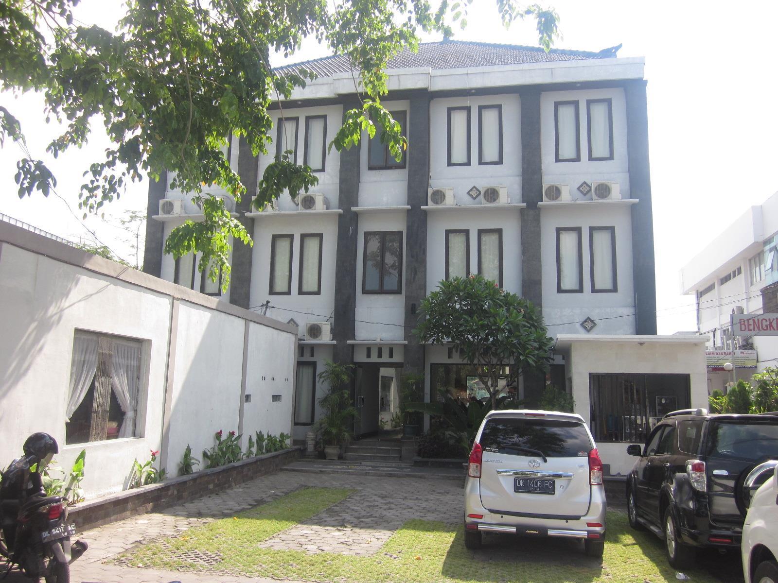 OYO 3156 Hotel Warta Dua Denpasar Exterior foto